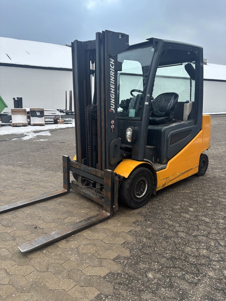e908aafa2d5bf63b7dbddc905e714dd.jpg